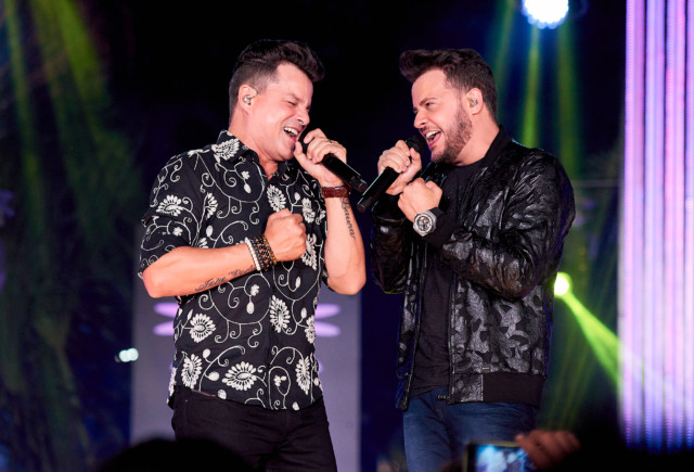 João Neto e Frederico realizam mega show no Villa Country