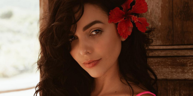 Natalie Smith fala de experiência com a nova série “The Stripper”