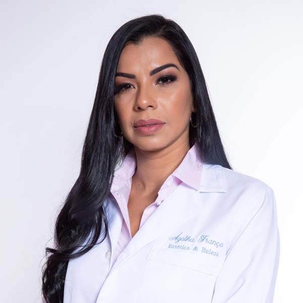 Ágatha França participa da masterclass Lash Lifting Pro