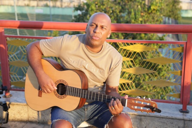 Letra de Délcio Luiz e parceiros cita pais do Galinho e toda sua trajetória desde Quintino até o Japão
