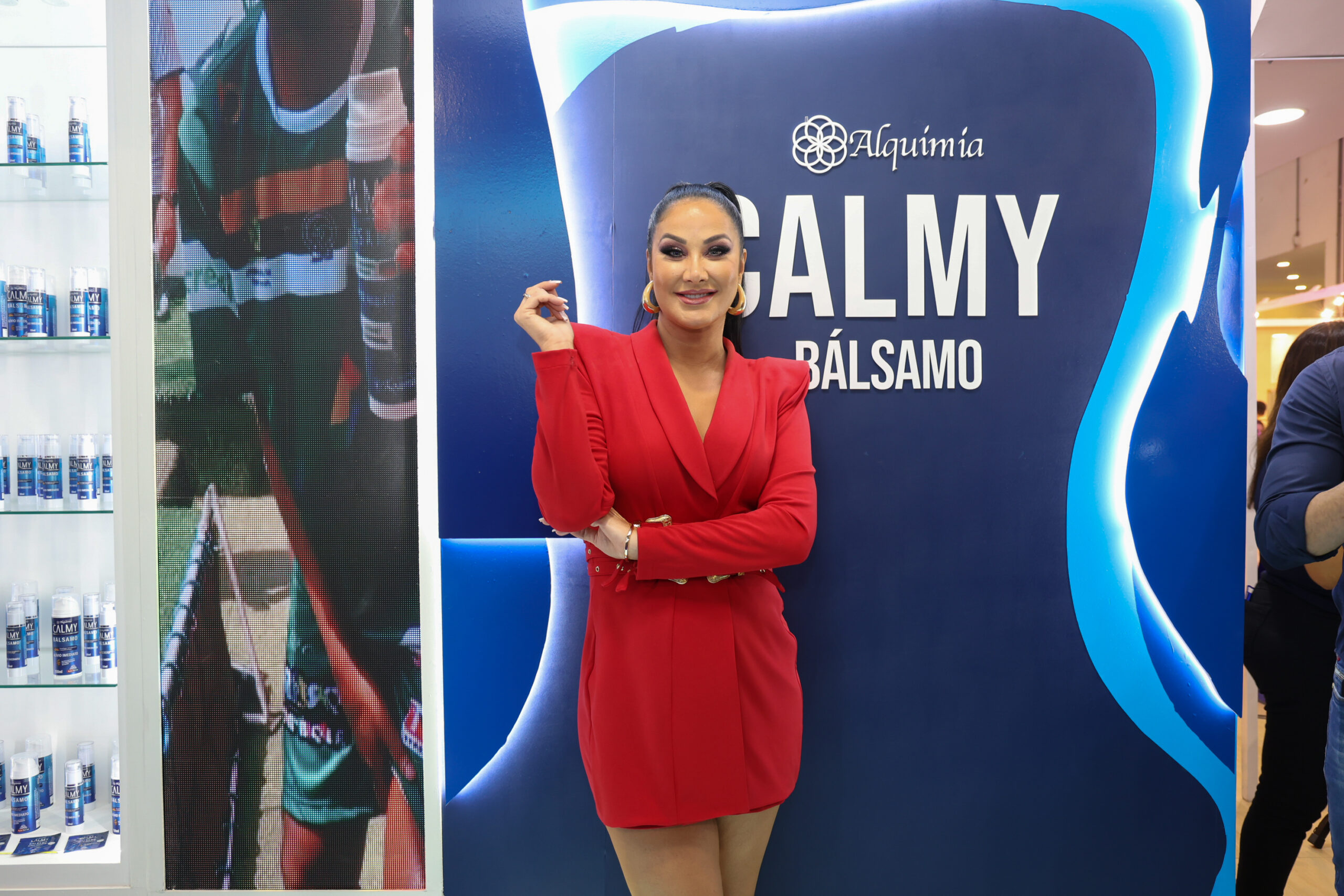 Helen Ganzarolli atrai olhares na Abradilan