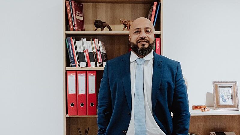 Carlos Britto: Referência em Direito Migratório, Internacional