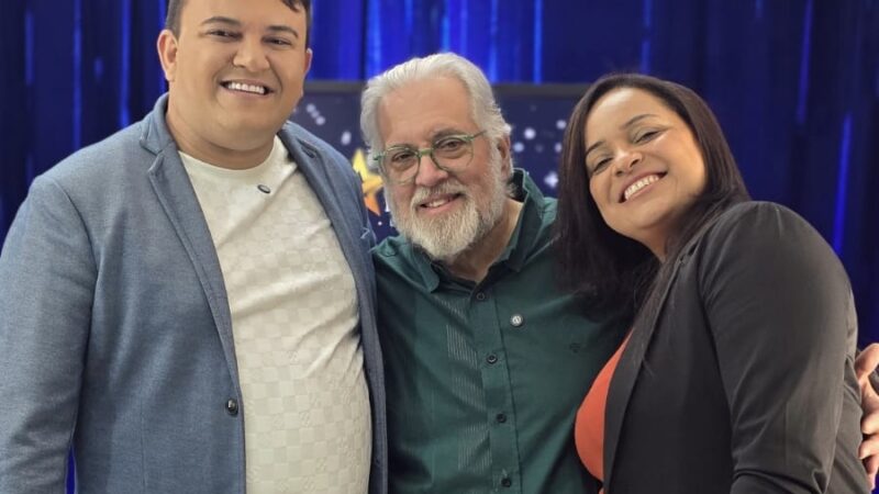 Apresentadores Luam Nougué (RedeTV e TV Metropolitana RJ) e Alessandra Santos (RedeTV e Gazeta Rio) cumprem agenda de programas de televisão em São Paulo