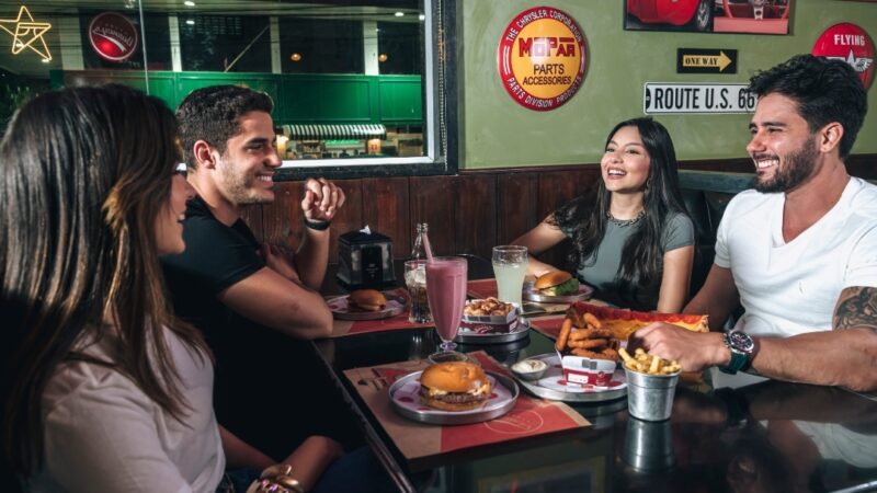 Burger Week do Barney’s comemora Dia do Hambúrguer com sabor e preços imperdíveis