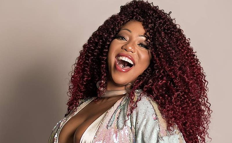 Resenha dos Amigos do Rena recebe na próxima quarta-feira (18), a cantora Bruna de Paula